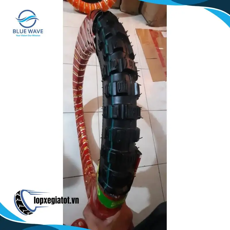 app-shipxanh-manager2FKd7aAP4jn9T8G7HNgYqdv6btcL432Fimages-upload-backend2F6ec757794bf74bba954185c3583b7a55.webp Vỏ Lốp 2.50-17 Gai địa hình